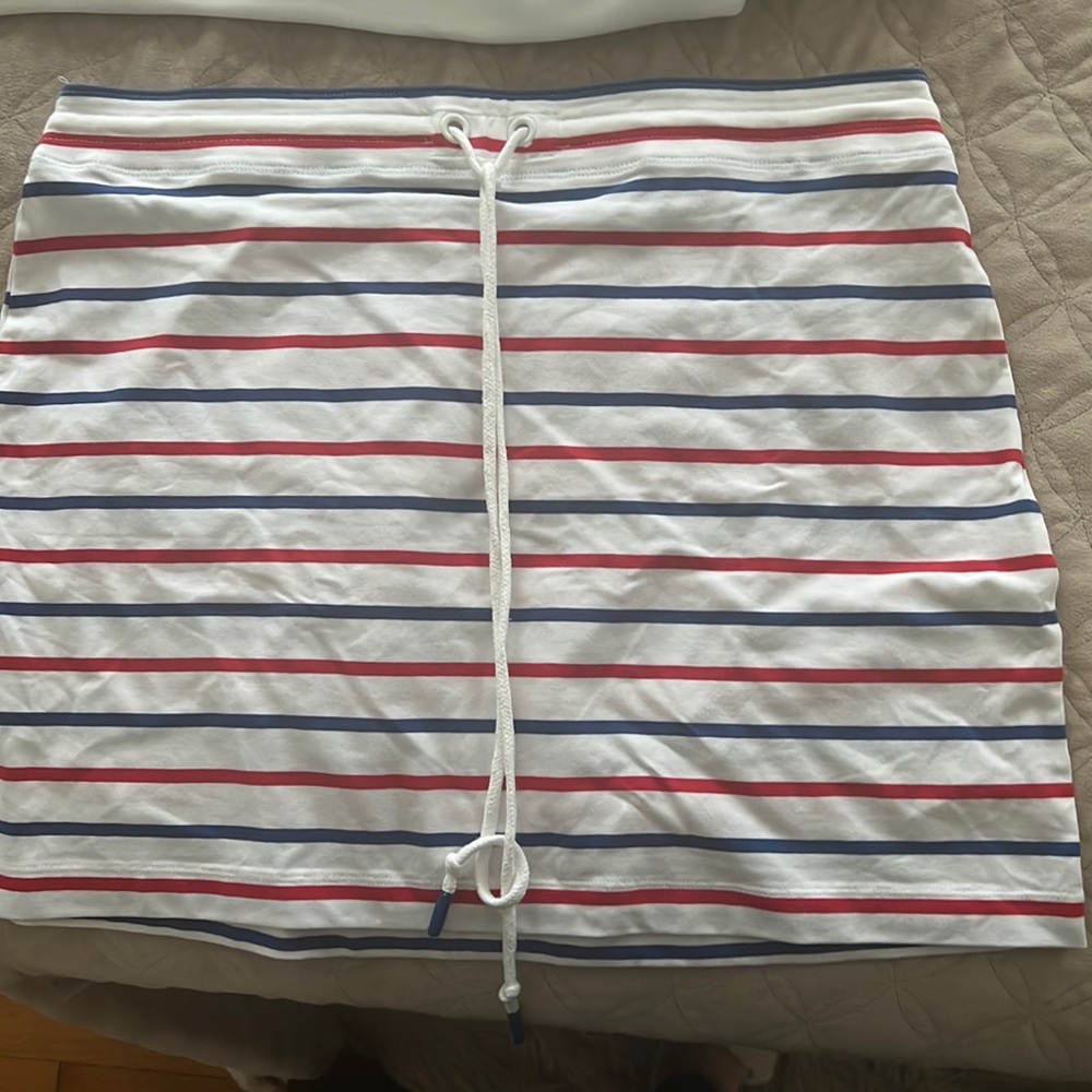 Vineyard Vines stripe skirt